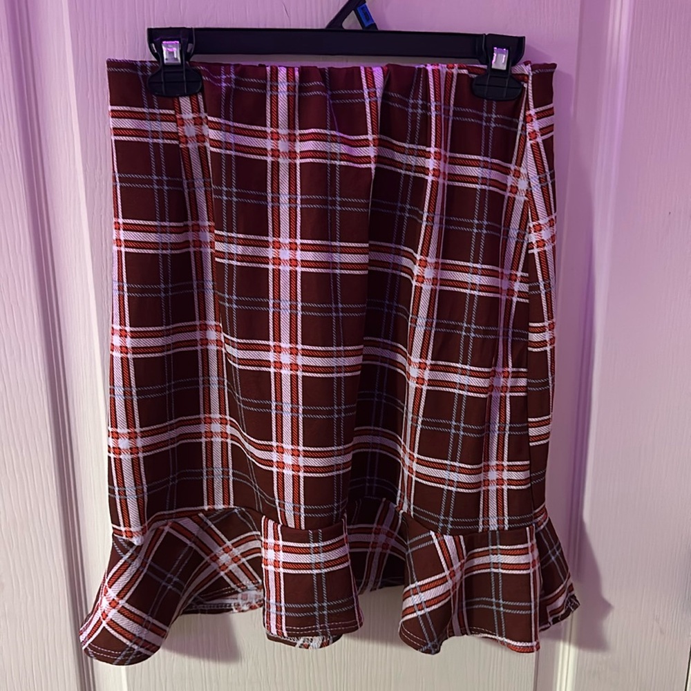 Women’s Plaid Skirt